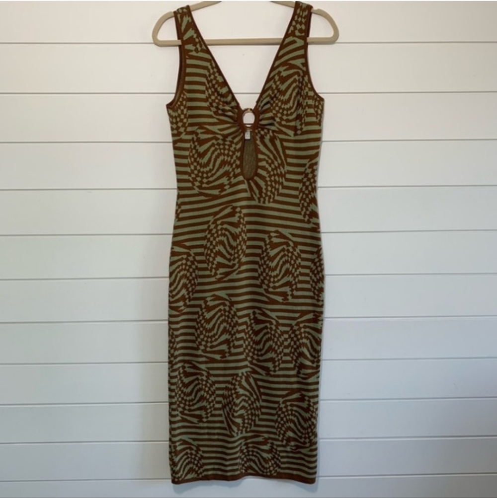 Another Girl Geometric Midi Dress. Size 8/L - Picture 4 of 11